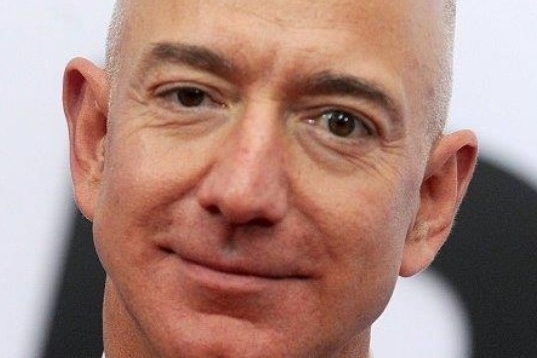 Stars and their eyes… Jeff Bezos